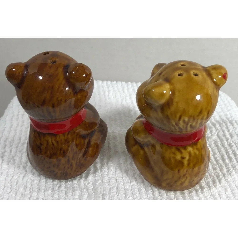 VTG Ceramic Teddy Bear Salt and Pepper Shakers Set - Brown Bears with Red Bows